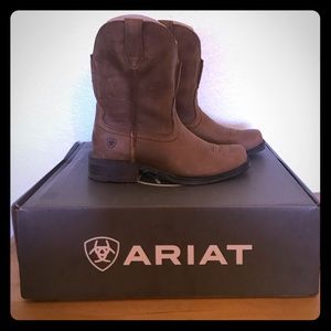 Ariat Rambler size 6